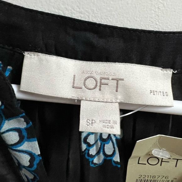 Ann Taylor Loft Black Blue Multi Color Floral Sheer Blouse Size Small Petite - Picture 8 of 10